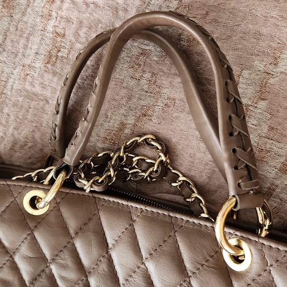 Italian Leather Bag - Picture 9 of 12
